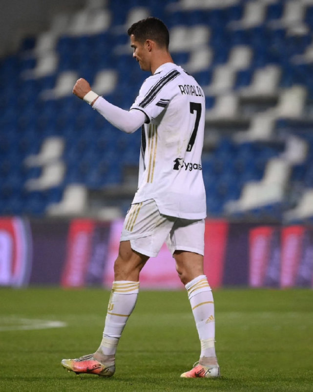 包含明晨亚运会前瞻:郭艾伦伤情更新,国际米兰冲击不败纪录的词条 包含明晨亚运会前瞻:郭艾伦伤情更新,国际米兰冲击不败纪录的词条